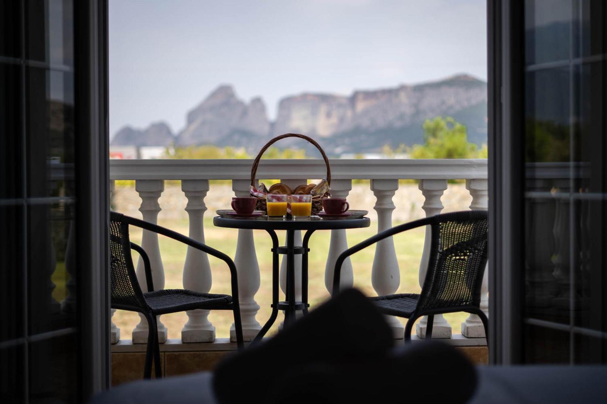 Spilaio At Meteora Hotel Kalampáka Buitenkant foto